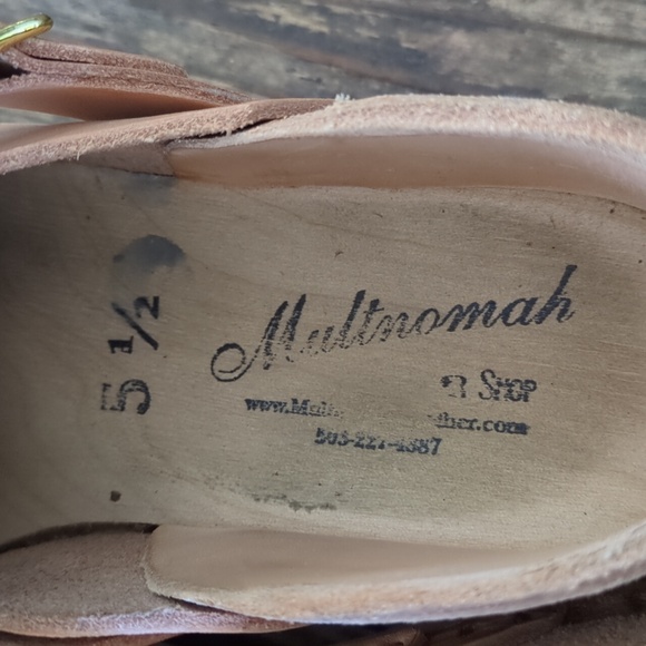 Multnomah Clogs - Picture 5 of 6